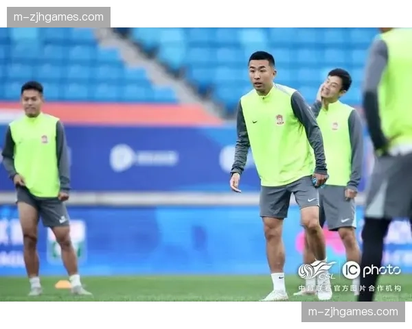 北京国安与浙江队互交白卷 青岛同城德比同样零比零